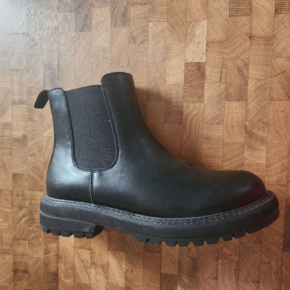 Individual black boot womens size 10M Right Boot only amputee